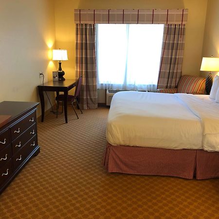 Americinn By Wyndham Iron Mountain Bagian luar foto